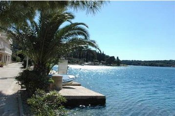 Croatia Privát Štikovica, Exterior